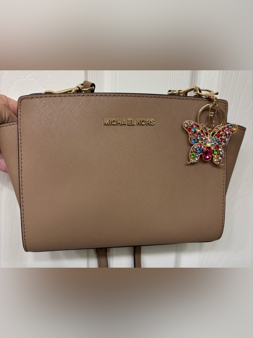 Michael Kors taupe Selma crossbody - Like New - Picture 2 of 10